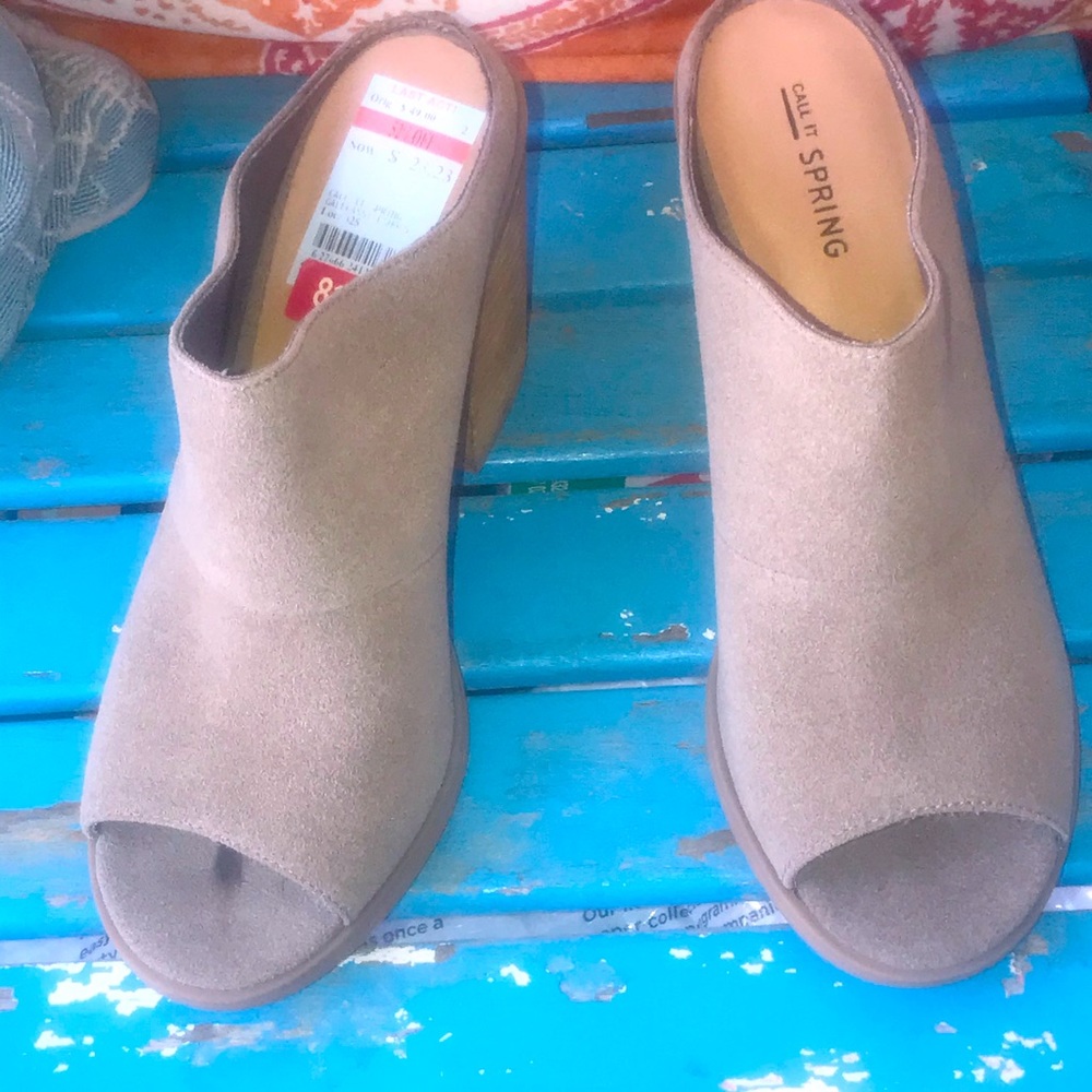 womens shoes by Call it Spring